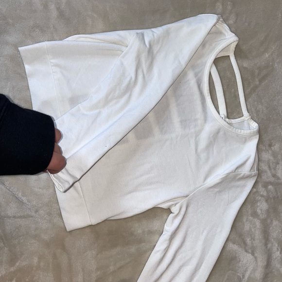 Crop Top - Picture 2 of 3